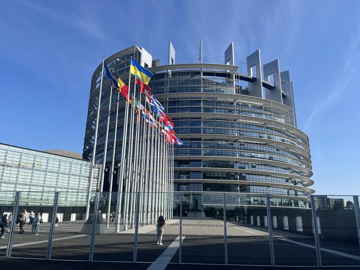 Magyarázkodnia kell Orbán Viktorék EP-képviselőinek