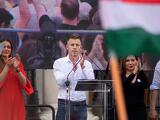 Magyar Péter felveszi EP mandátumát, de...