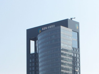 Hollandiában csökkenti az állam a részesedését az ABN Amro bankban