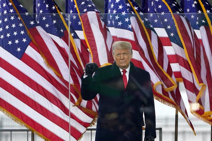 Donald Trump áttörné a láthatatlan korlátokat is
