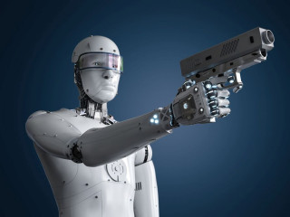 Fegyveres robotoktól még nem feltétlenül kell ebben a formában tartani, de a mesterséges intelligencia megjelent a háborúban