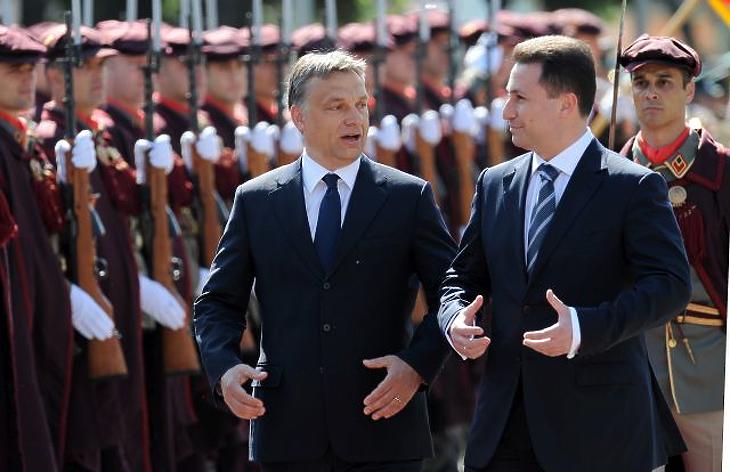 Miért segít Orbán egy bűnözőt? Kiakadtak a magyar kormányra