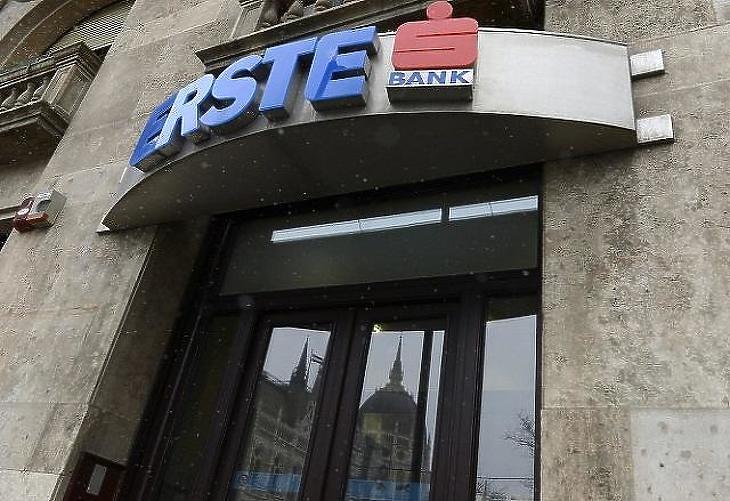 Erste-ügyfél? Akkor figyeljen, fontos bejelentést tett a bankja