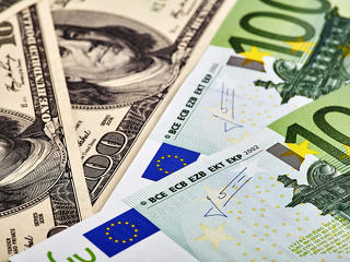 Befagyott az euró-forint