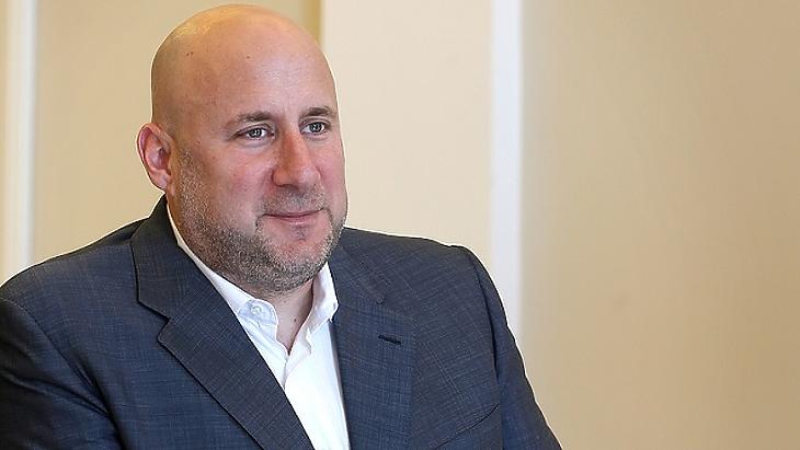 Jászai Gellért kipróbálja magát az egyházdigitalizációban is