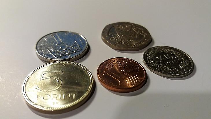 2017 a devizapiacon: egy nagy pofon, meg a mi kis erős várunk