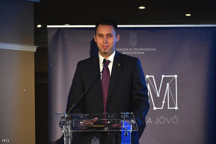 Elhúzódó infláció elleni harcra számítanak Matolcsy Györgyék