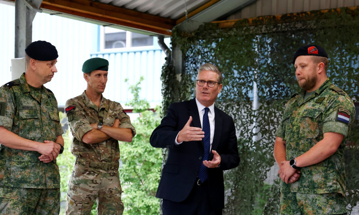Keir Starmer brit miniszterelnök korábban a katonai kiadások növelését jelentette be