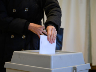 Vasárnap délig lehet mozgóurnát igényelni