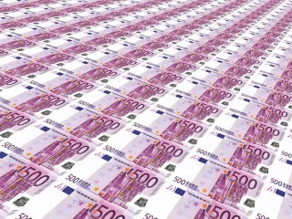 Továbra is a 400-as szint alatt áll az euró. Fotó: Pixabay