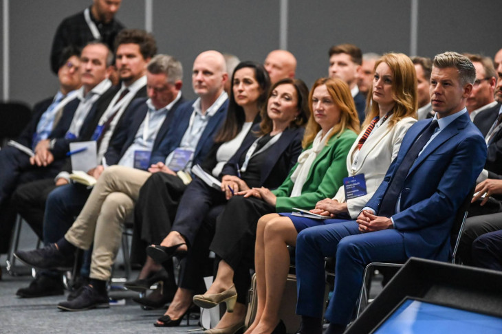 A Tisza felfedte az első miniszterek nevét a frakcióülést követően