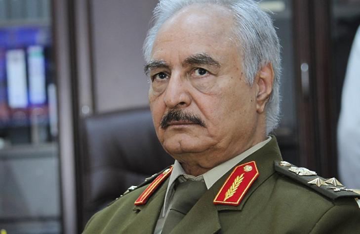 Keménykezű tábornok tehet rendet Líbiában