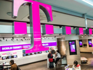 A Magyar Telekom húzza fel a tőzsde napját