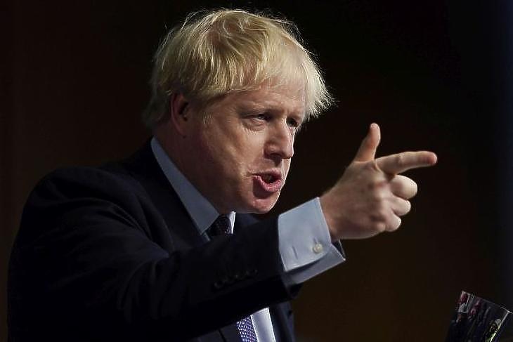 Covid: fontos bejelentést tett Boris Johnson 