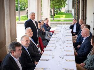 Kitalálja, kik a kormány legvagyonosabb miniszterei?