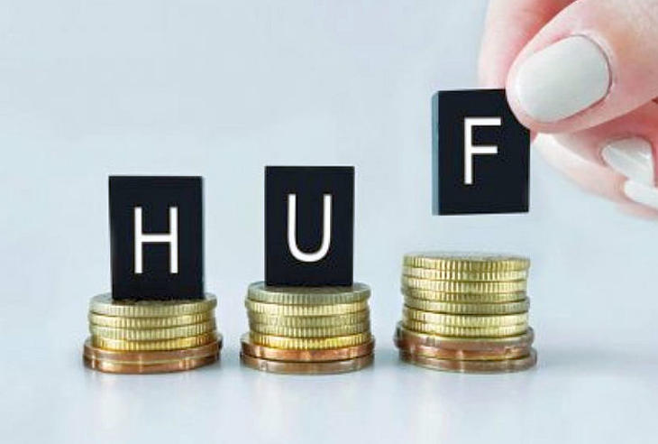 407 körül mozgott a forint a reggeli nyitás után