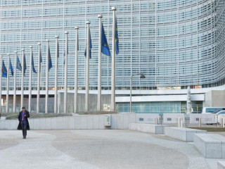 Vegyes, de reális évet jósol az Európai Bizottság Magyarországnak