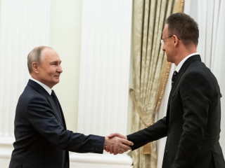 Putyin elengedte a magyar hadifoglyokat, közben Magyarországnak is üzenhetett 