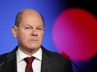 Olaf Scholz továbbra is hátra kötve tartaná Ukrajna fél kezét