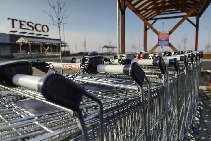 Két kézzel szórták a pénzt a magyarok  