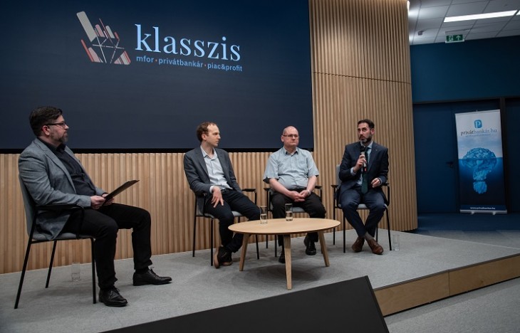 A Klaszis Klub márciusban a befektetési univerzumot játra körbe