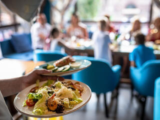 100 milliárdos segítség a vendéglátóiparnak