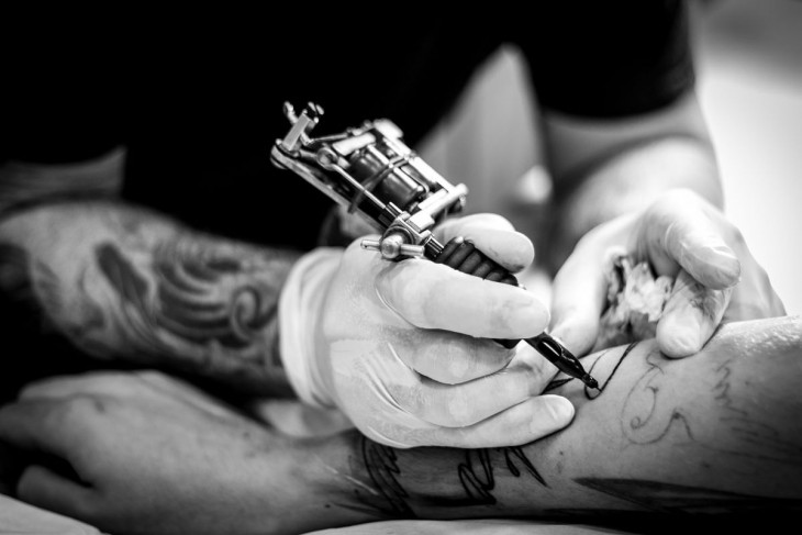 Történelmi hagyománya van a vallási témájú tetoválásoknak. Fotó: Pixabay 