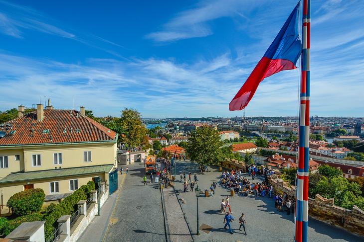 Jönnek a tursiták, de vannak bajok a cseh turizmussal is. Fotó: Pixabay