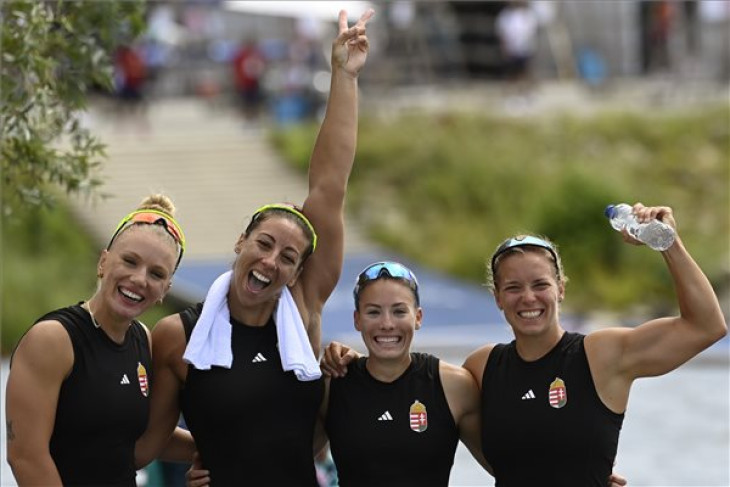 A kajak 500 méteren a lányok igencsak belehúztak