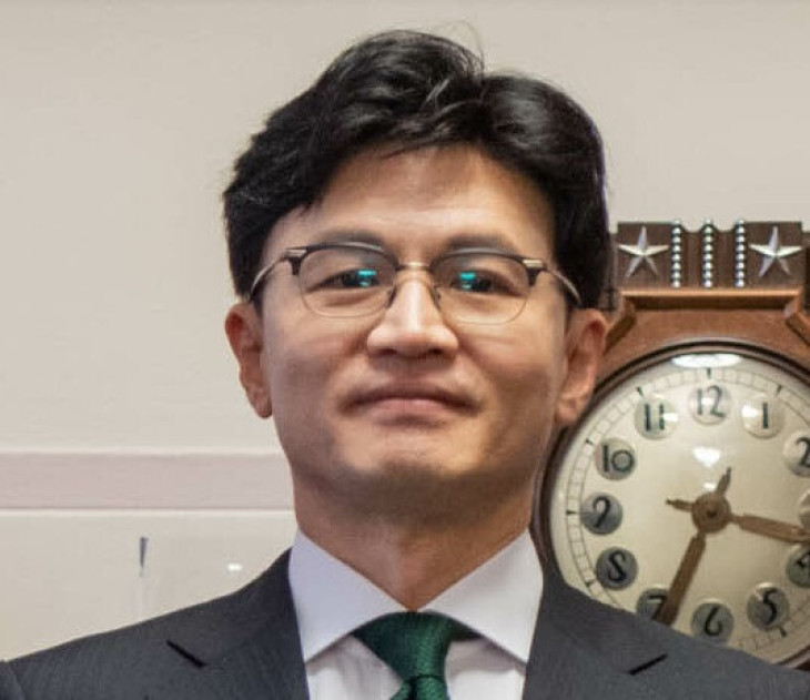 Han Donghun a dél-koreai kormánypárt elnöke elérkezettnek látta az időt