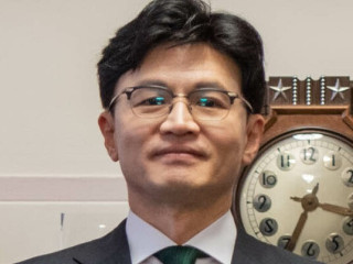 Han Donghun a dél-koreai kormánypárt elnöke elérkezettnek látta az időt