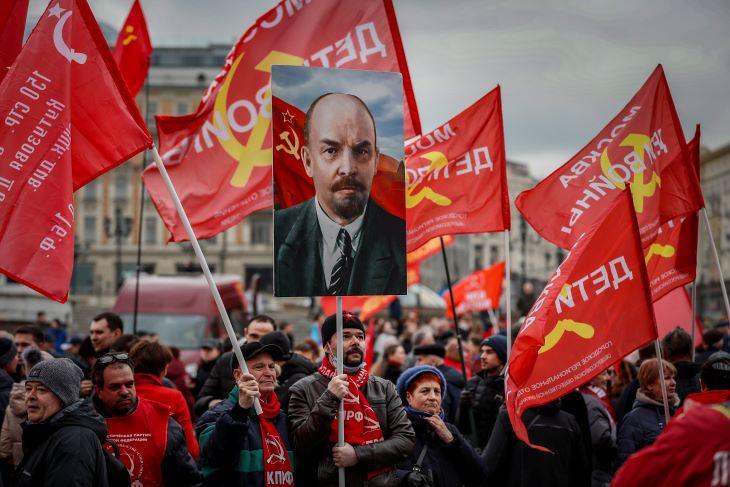 Lenin és a Szovjetunió még mindig erős nosztalgia orosz földön és több egykori tagköztársaságban.  Fotó: MTI/EPA Jurij Kocsetkov.
