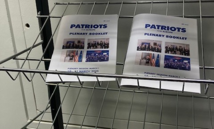 A patrióták gondoltak az Európai Parlament újságíróira