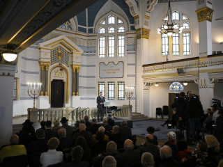 Gulyás Gergely a Holokauszt emléknapon beszél