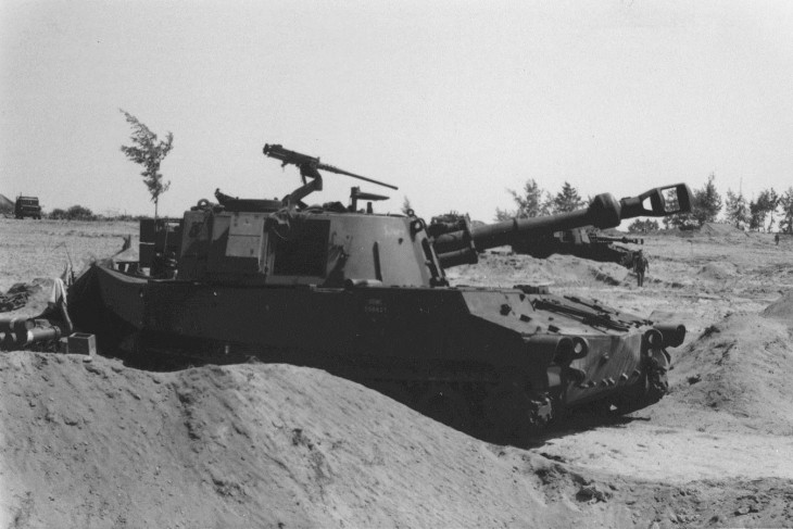 M-109-es önjáró löveg a vietnámi háború idején. Sokat fejlődött azóta, de nem eleget. Fotó: Wikimedia