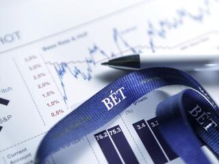 Tovább emelkedett a Magyar Telekom árfolyama, csökkenés az OTP-nél