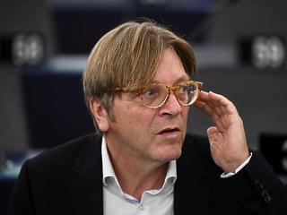 Amerikai beavatkozást követel Orbán ellen egy vezető uniós politikus