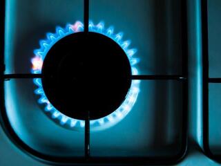 Nagyot ugrott csütörtökön az európai gázár, a Brent is emelkedik