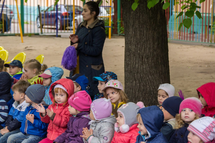 Putyin szerint az örökbefogadó szülők át akarják műttetni a gyerekeket