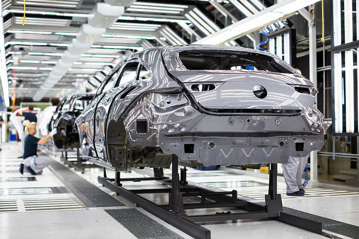 A Mercedes-gyárban már a nyár folyamán visszaálltak a járvány előtti rendszerre (Forrás: Daimler AG)