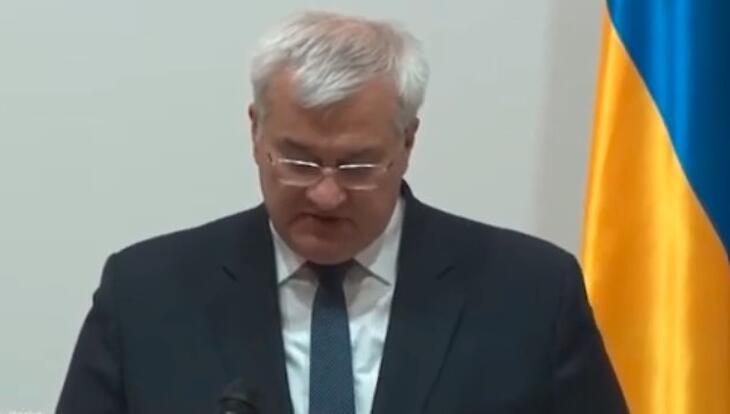 Ukrán külügyminiszter: Túszul ejtettek hét ukrán pénzszállítót a magyar hatóságok