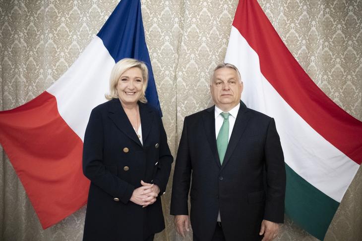 Marine Le Pen, a francia Nemzeti Tömörülés elnöke fogadta Orbán Viktor kormányfőt, a Fidesz elnökét Párizsban tavaly. Fotó: MTI/Miniszterelnöki Sajtóiroda/Benko Vivien Cher