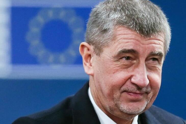 Máris keresett 3 milliárd forintot Andrej Babis