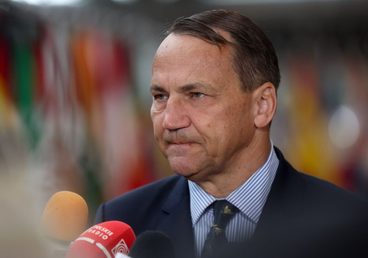 Radoslaw Sikorski nem átall beleállni a dolgokba