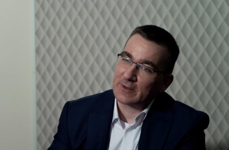 Elhúzódhat a háború Rácz András szerint