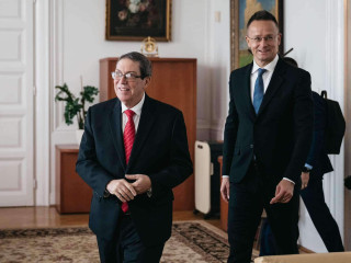 Kubai külügyminiszter Szijjártó Péternél 
