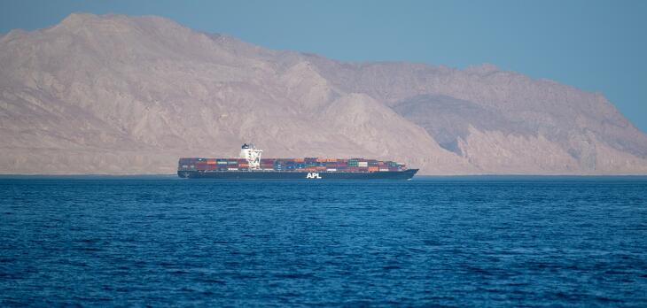 Birodalmi alkony vagy amerikai erődemonstráció? – Szuez és Hormuz párhuzamai