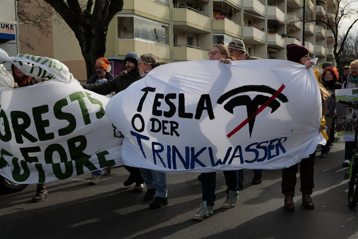 A Tesla ellen már 2020-ban is tüntettek