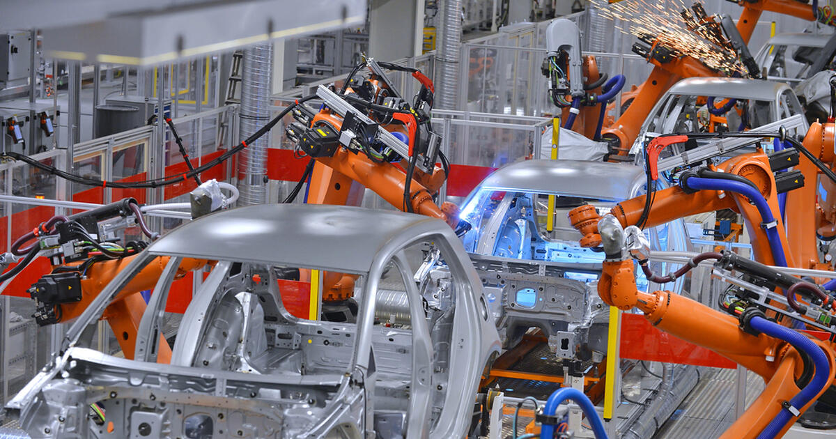 Ingatag a talaj a győri Audi mérnökei és irodistái alatt