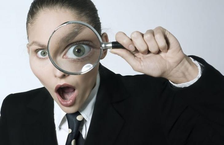 J. László tovább szélhámoskodik – figyelmeztetést adtak ki